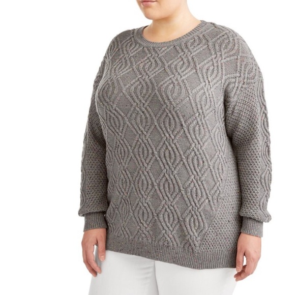 Time & Tru Women's Size Medium (8-10) Grey Crewneck Cable Knit Sweater - Picture 8 of 9